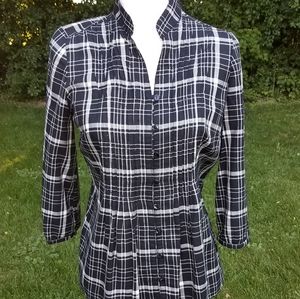 🎃 3/$15 🎃 St.John's Bay cotton shirt